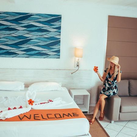 Astroea Beach Hotel (Adults Only) Blue Bay Zewnętrze zdjęcie